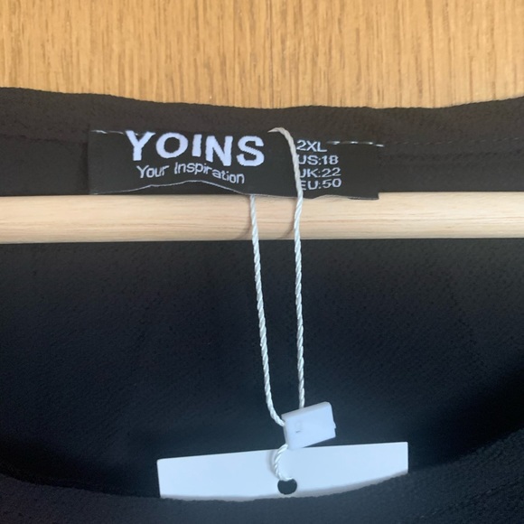 Yoins patchwork round neck half sleeves tee - Picture 3 of 5